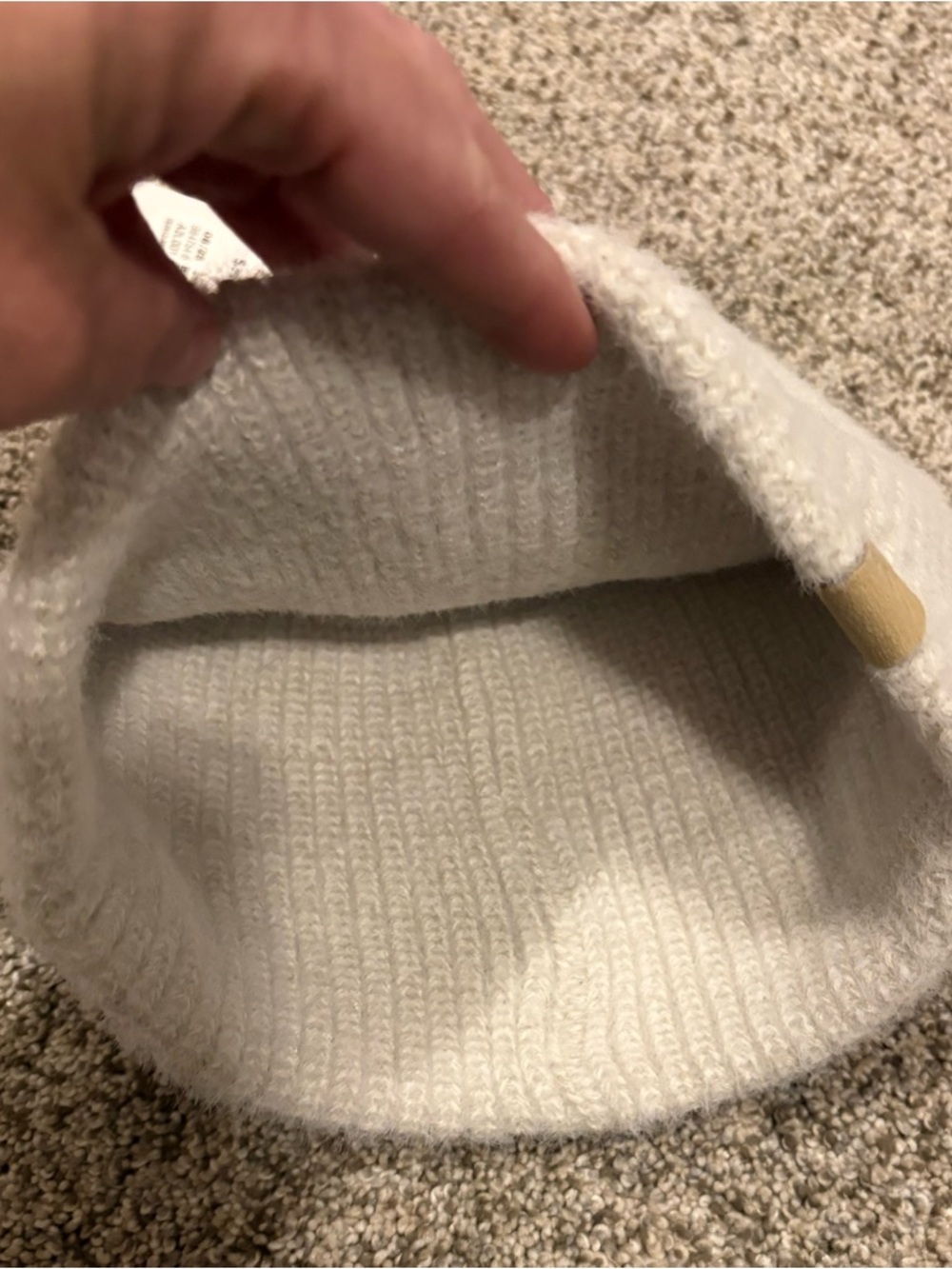 Adidas White Knit Beanie Hat with Subtle Logo Patch - Picture 5 of 5